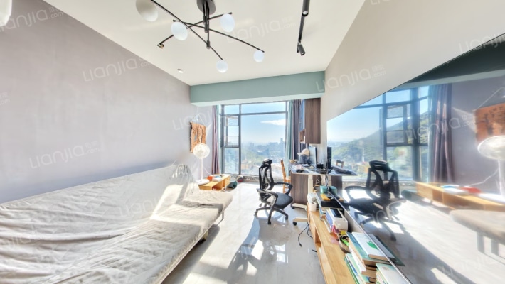 悦千山雅园二手房实景图