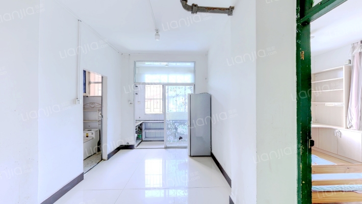 外国语学校宿舍二手房实景图