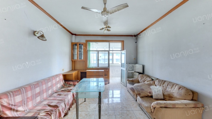 农业路60-2号院二手房实景图