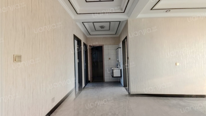 海通润园二手房实景图