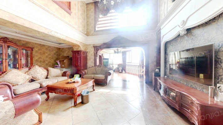 青云阁二手房实景图