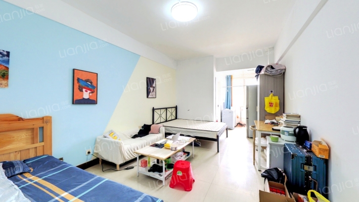 珞珈山大厦二手房实景图