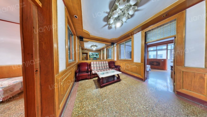 看守所家属楼二手房实景图