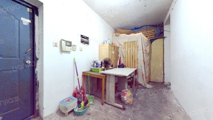 水岸花园二手房实景图