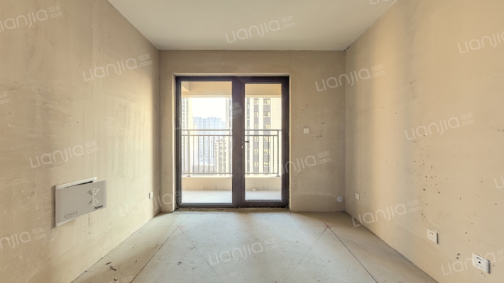 卓越锦鸿台二手房实景图