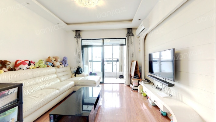 怡景南苑二手房实景图