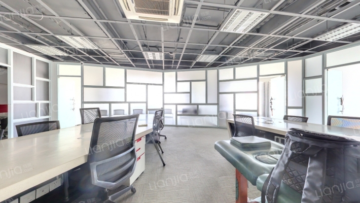 国贸中心二手房实景图