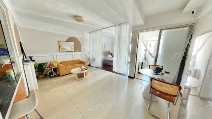 港惠新天地西区二手房实景图