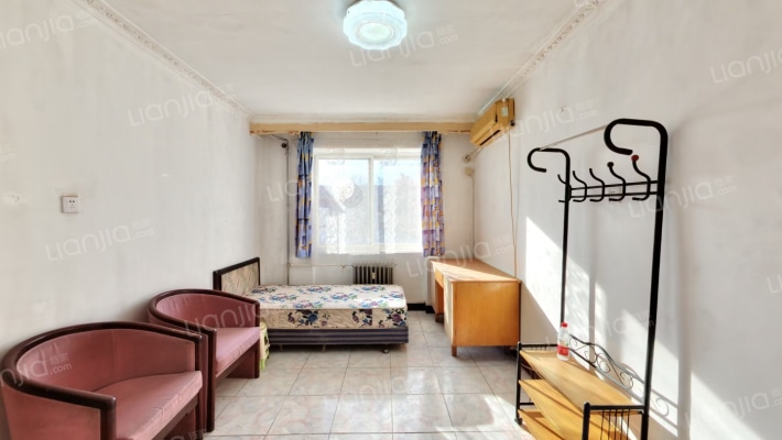 生资宿舍楼二手房实景图