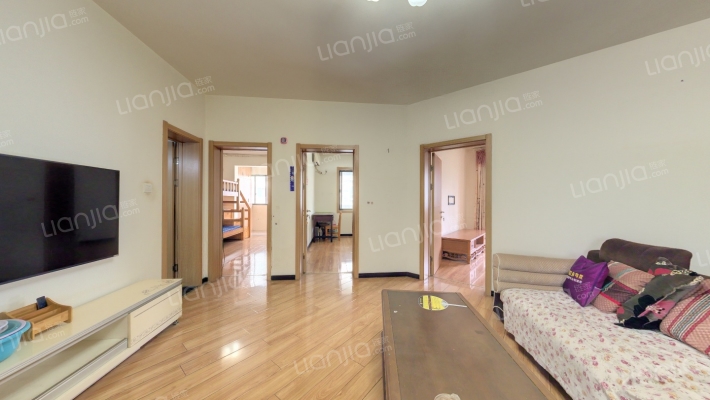 天涯石东街8号二手房实景图