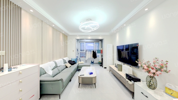 纷辰苑二手房实景图