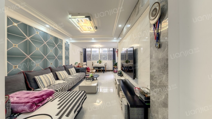 教师宿舍二手房实景图