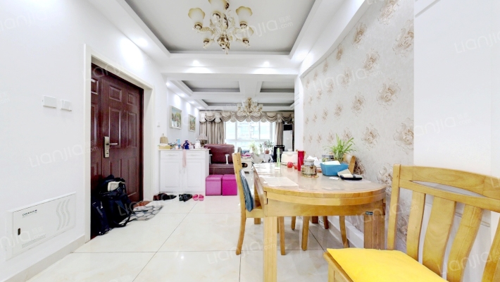 清华名居二手房实景图