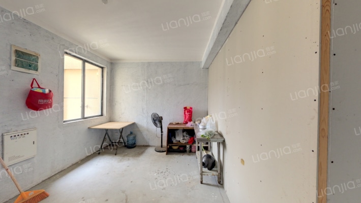 滨海之星二手房实景图