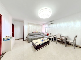 满五唯一精装三房地铁300m 低价出售拎包入住