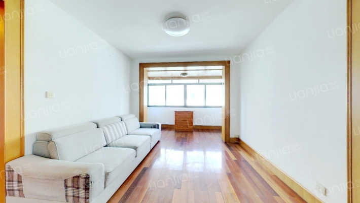 淞兴路305弄二手房实景图