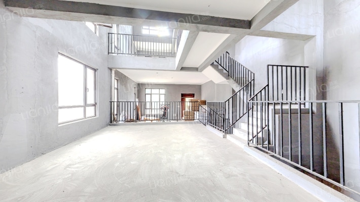 中海央墅二手房实景图