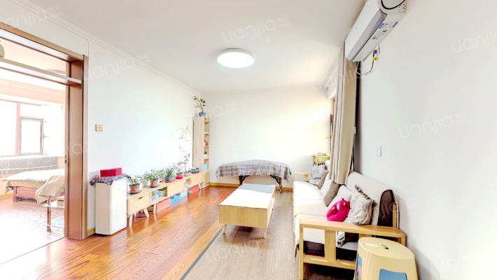 信息学院宿舍二手房实景图