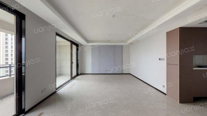 龙兴国际生态新城光宸二手房实景图