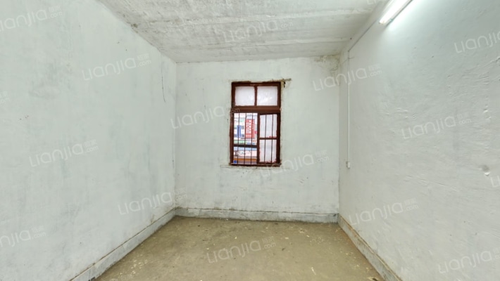 东风春城小区二手房实景图