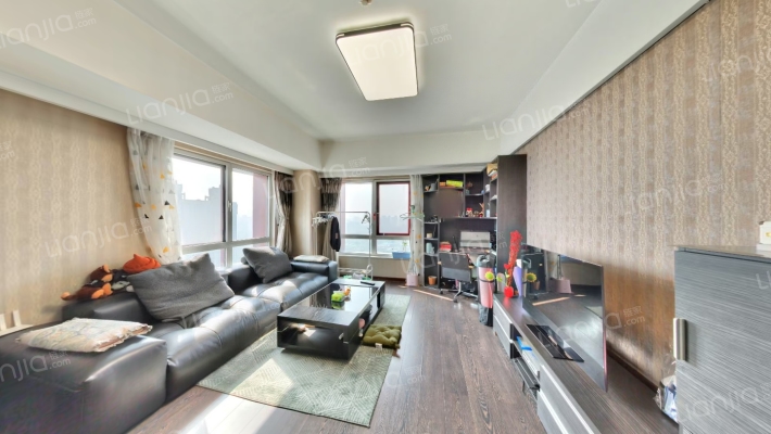 上东公园里二手房实景图