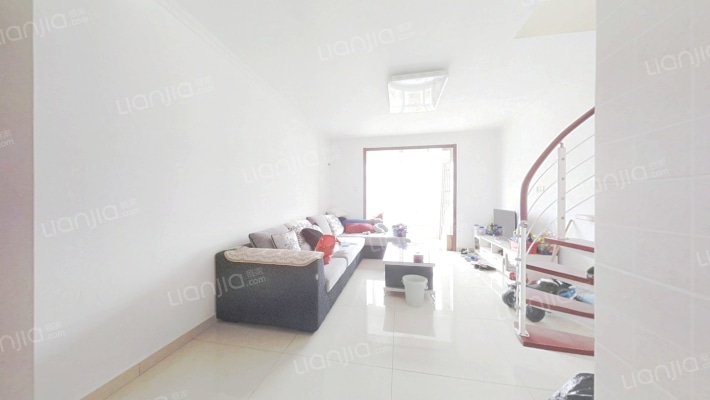 清荷家苑二手房实景图