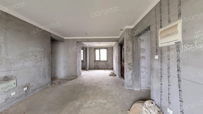 建湖天铂二手房实景图