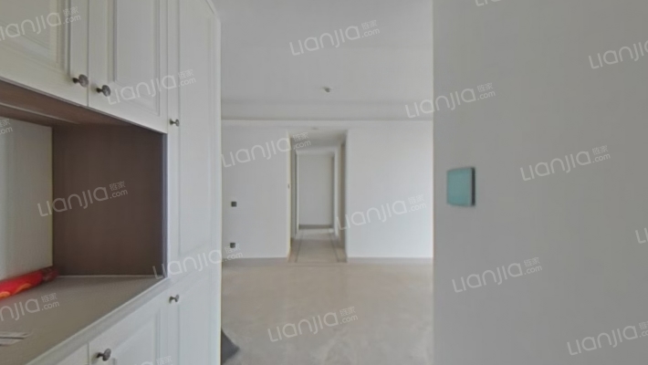 万科溥天龙堂兴龙轩二手房实景图