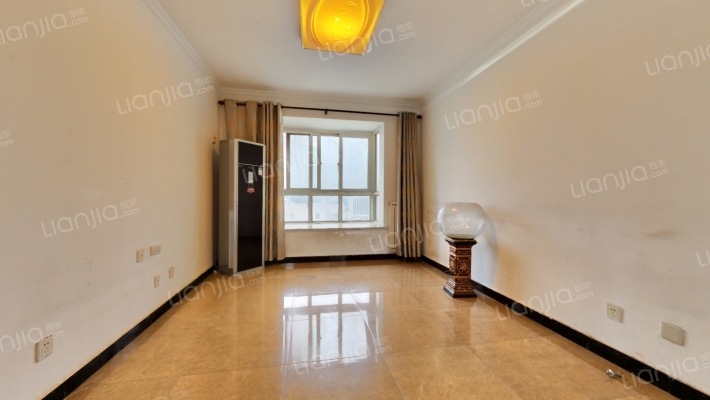 鸿基新城沁园二手房实景图