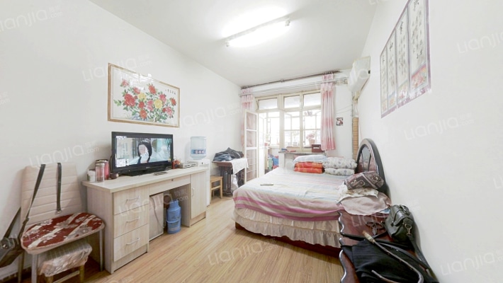 三五四三社区，采光好，社区成熟，-卧室