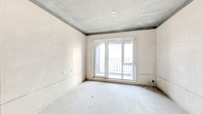 中梁御首府二手房实景图