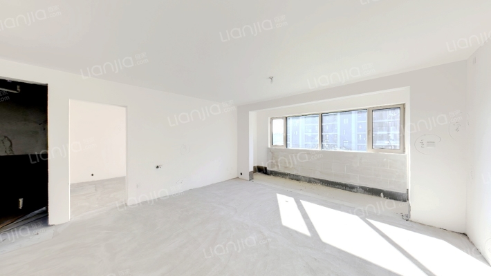 融创云潮府二手房实景图