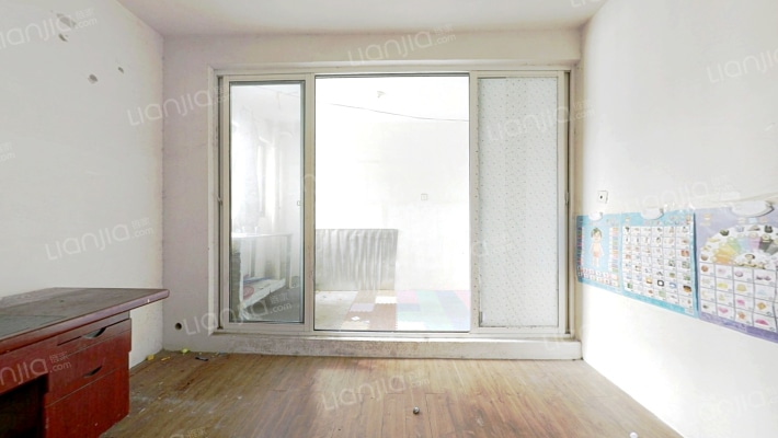 中欧假日花园二手房实景图