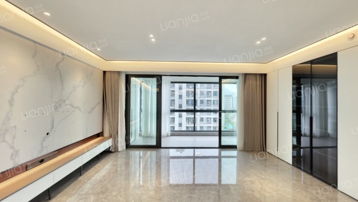 万科·璞誉二手房实景图