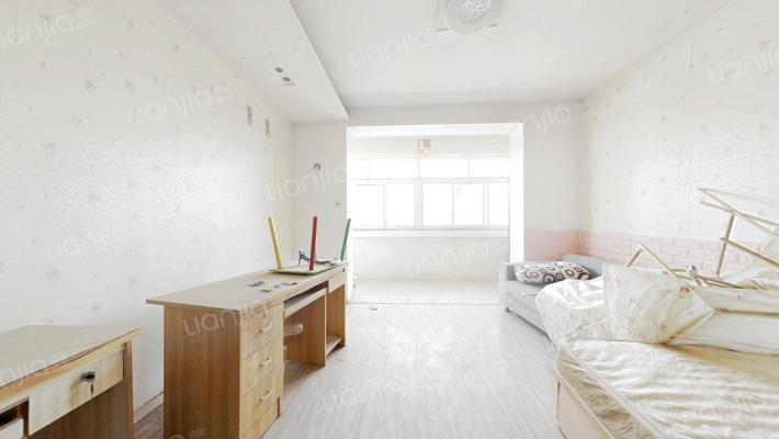 南辛花园二手房实景图