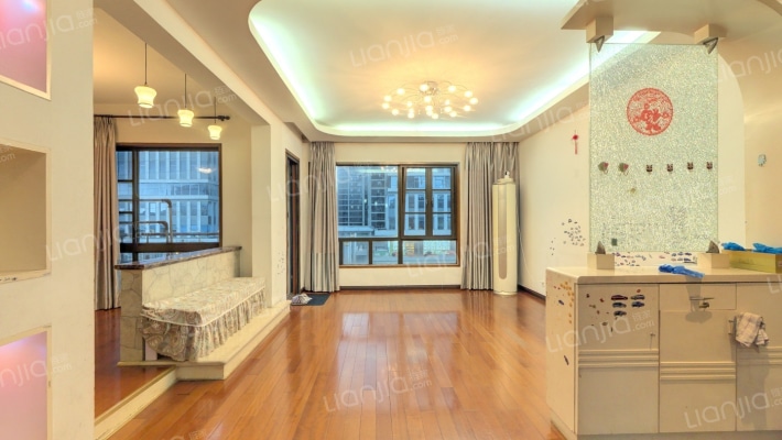 金色池塘二手房实景图