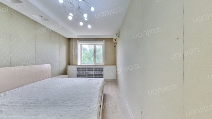 河松小区一期二手房实景图