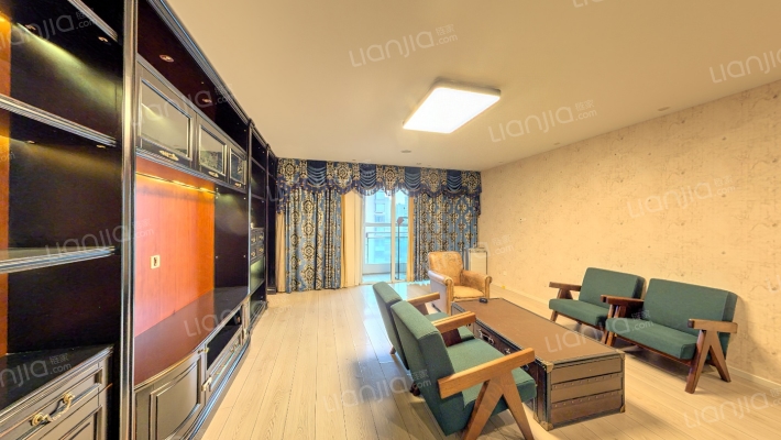 山水文园三期二手房实景图