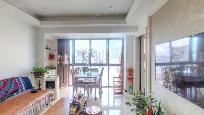 聚英公寓二手房实景图