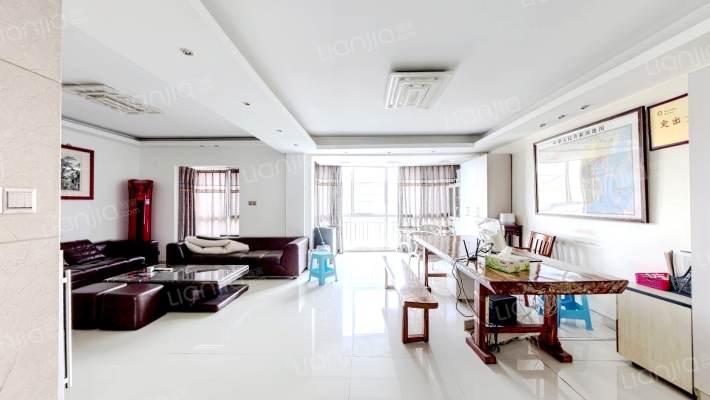 日兴花园二手房实景图