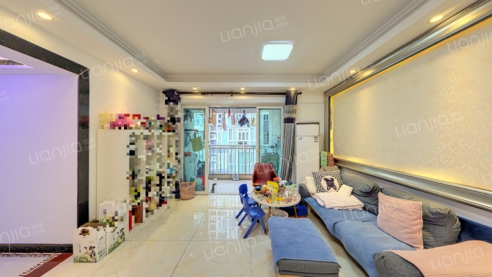 嘉汇华庭二手房实景图