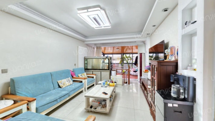 东方润景二手房实景图