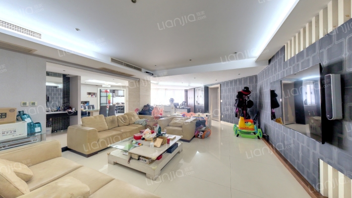 欧洲城一期二手房实景图