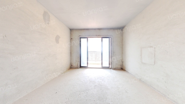 万城皇冠豪苑二手房实景图