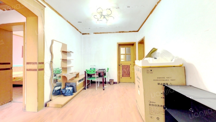 桐梓林北路3号二手房实景图