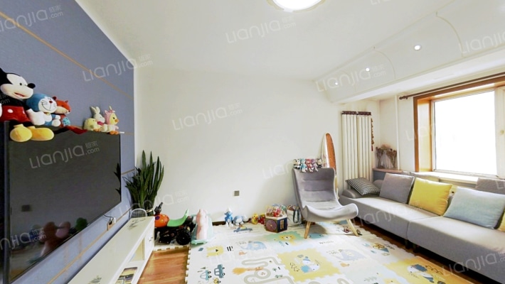 康健小区二手房实景图