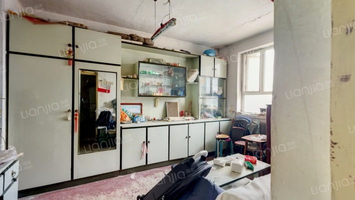 铸造厂家属院二手房实景图