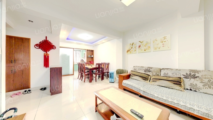 东方路二手房实景图