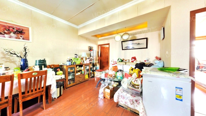 广友小区二手房实景图