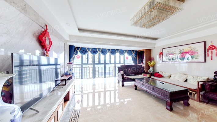 美的广场·擎峰二手房实景图